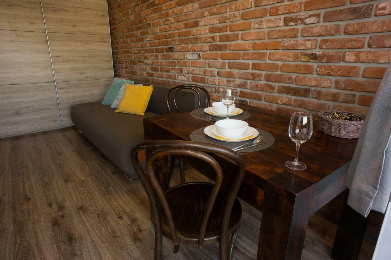 Atrium Z Garazem Apartment Torun