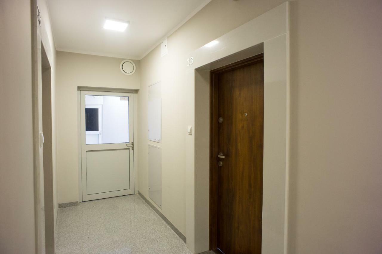 Atrium Z Garazem Apartment *